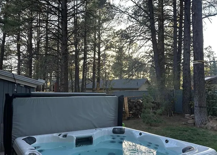 Bluejay Woods Retreat *